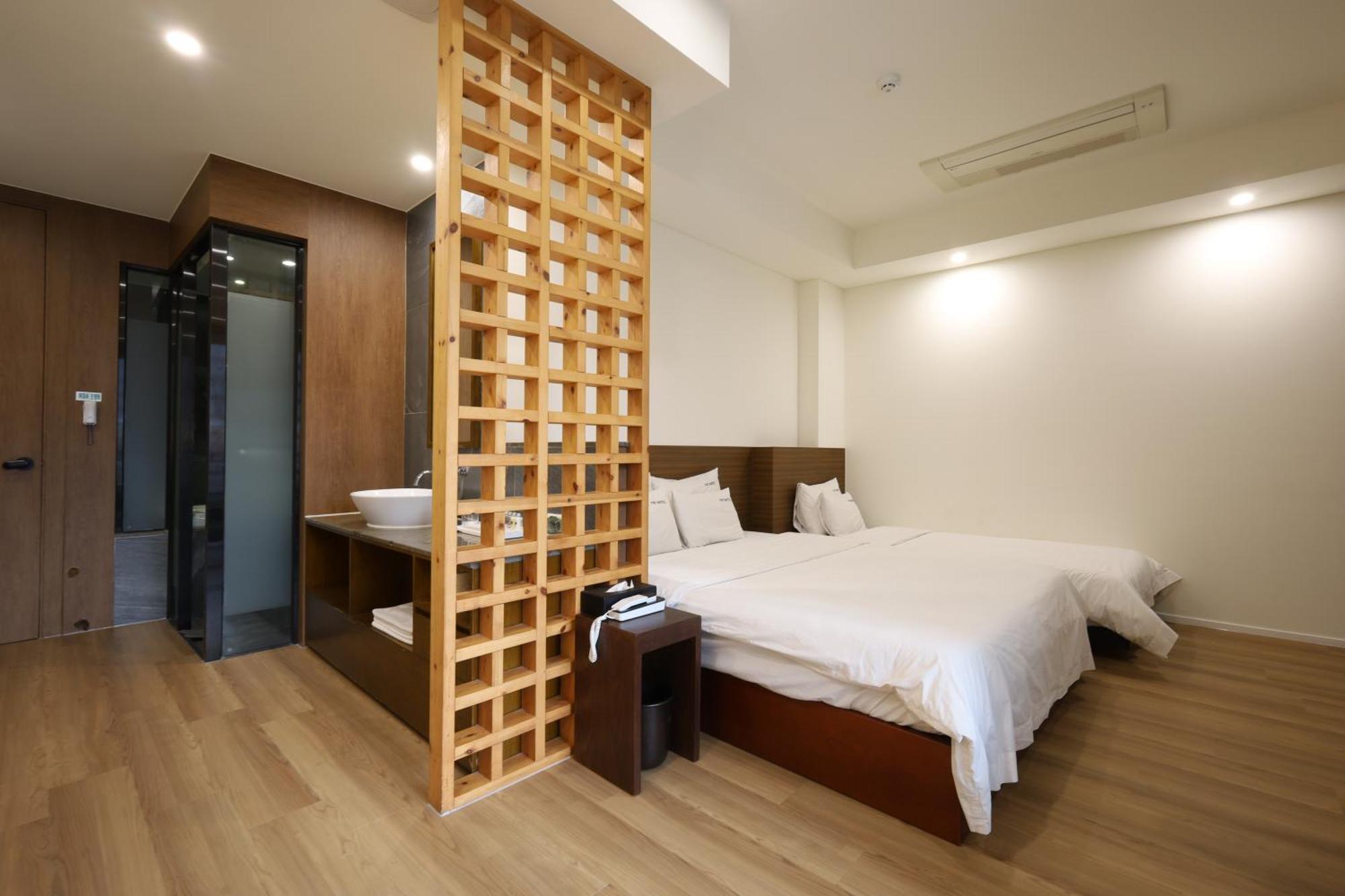 Trt Hotel Busan Esterno foto